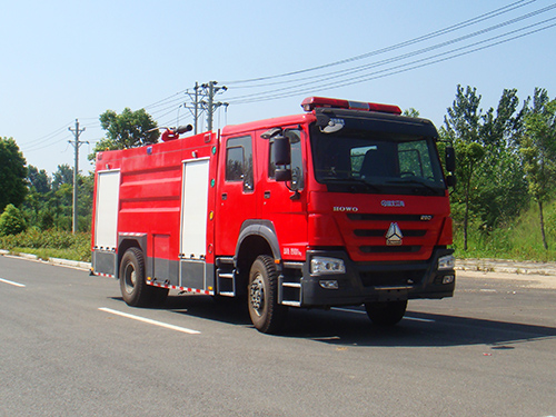 豪沃8噸泡沫消防車（國五）