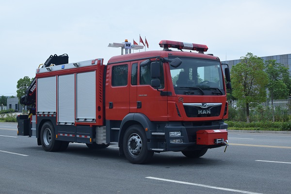 江特牌JDF5131TXFJY120型搶險救援消防車