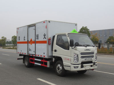 ?江特牌JDF5040XQYJ6型爆破器材運(yùn)輸車(chē)