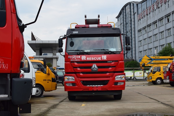 江特牌JDF5250TXFDF20/Z5型水帶敷設(shè)消防車(chē)