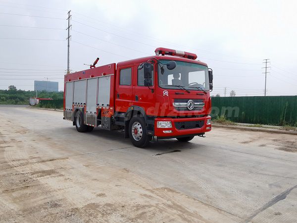 江特牌JDF5171GXFPM70/E6型泡沫消防車(chē)