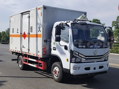 江特牌JDF5090XRYE6型易燃液體廂式運輸車