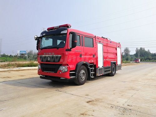 江特牌JDF5190GXFSG80/Z6型水罐消防車(chē)