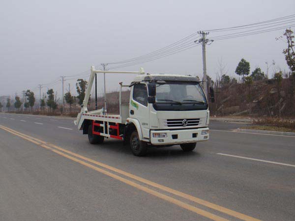 江特牌JDF5080ZBSE5型擺臂式垃圾車(chē)