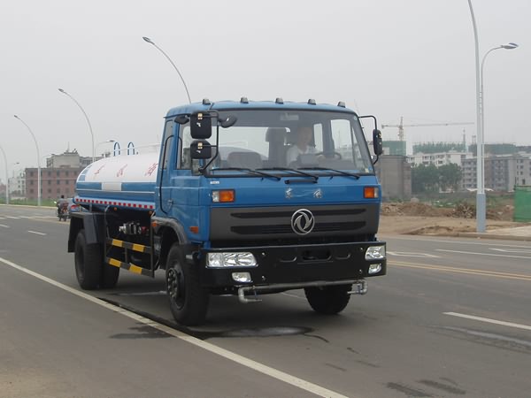 東風(fēng)145國(guó)四綠化噴灑車