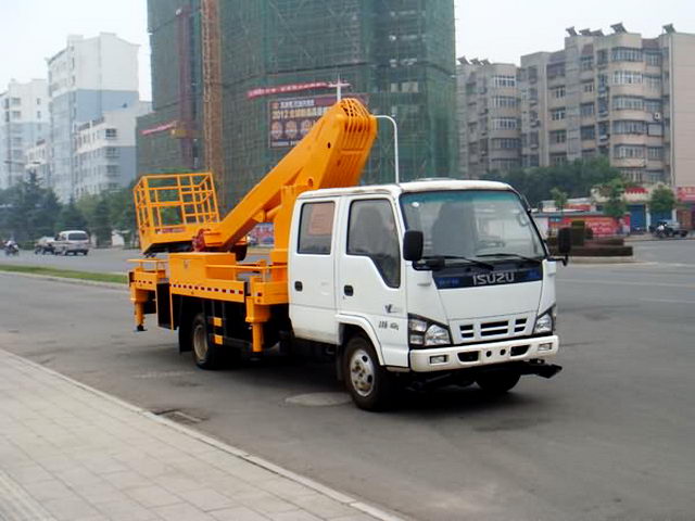 慶鈴國(guó)四20米伸縮臂高空作業(yè)車