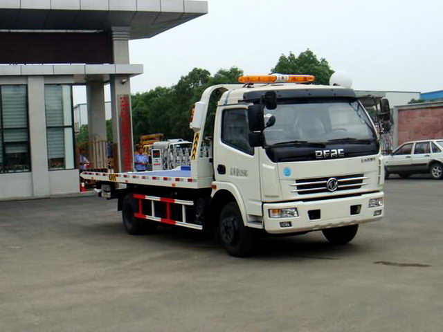 東風多利卡平板清障車（國四）